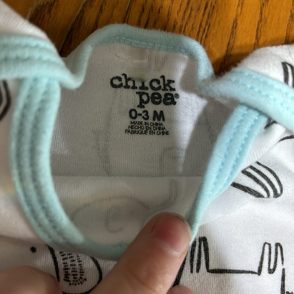 Elephant, onesie - Picture 2 of 3